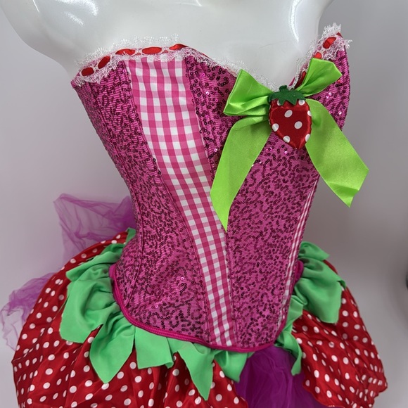 Leg Avenue Strawberry Sweetie Strawberry Shortcake Costume - Picture 4 of 11